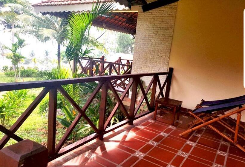 اتاق لوکس خانوادگی, Phu Quoc Eco Beach Resort