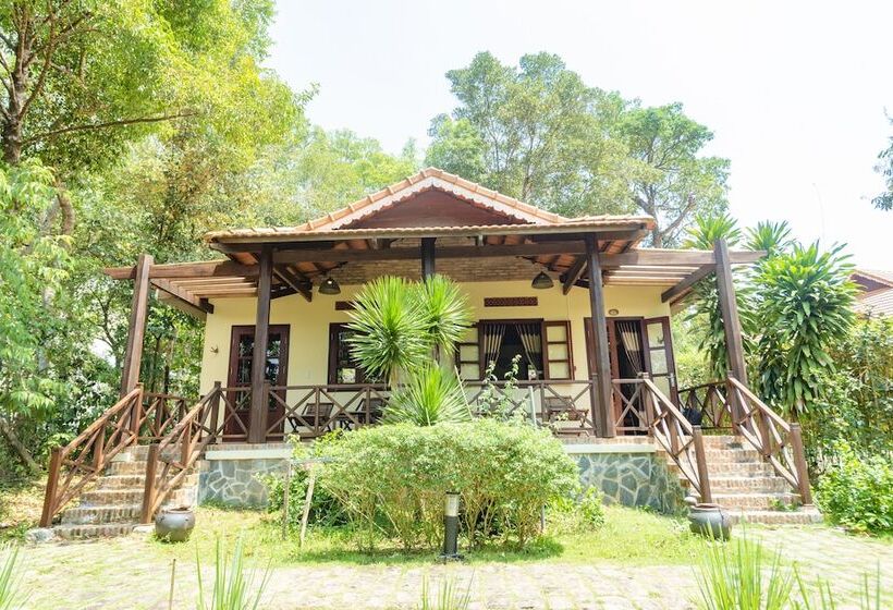 Superior bungalow garden view, Phu Quoc Eco Beach Resort