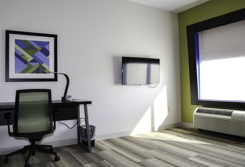 סוויטה מותאמת לאדם עם מוגבלויות, Holiday Inn Express & Suites Kingston Ulster, An Ihg