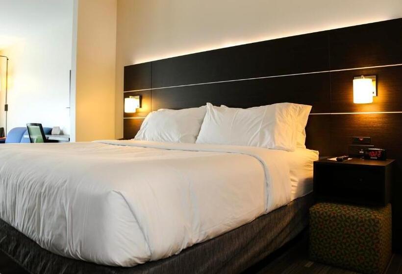 Номер Стандарт Адаптированный для Инвалидов, Holiday Inn Express & Suites Kingston Ulster, An Ihg
