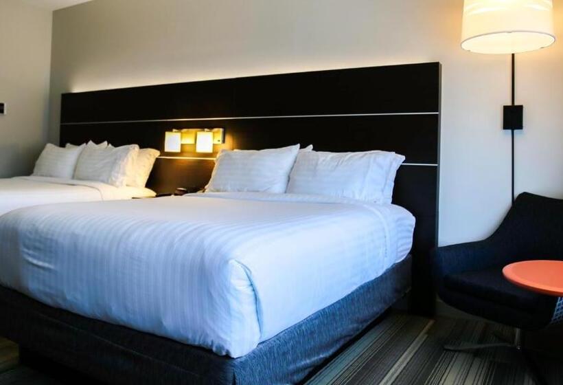 Номер Deluxe Адаптированный для Инвалидов, Holiday Inn Express & Suites Kingston Ulster, An Ihg