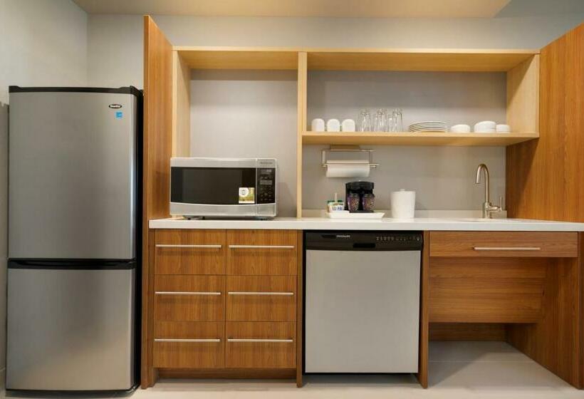 Люкс Deluxe Кровать Кинг, Home2 Suites By Hilton Roanoke, Va
