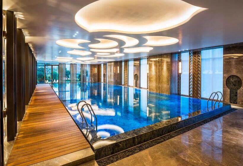 اتاق لوکس با تخت بزرگ, Wanda Reign Chengdu