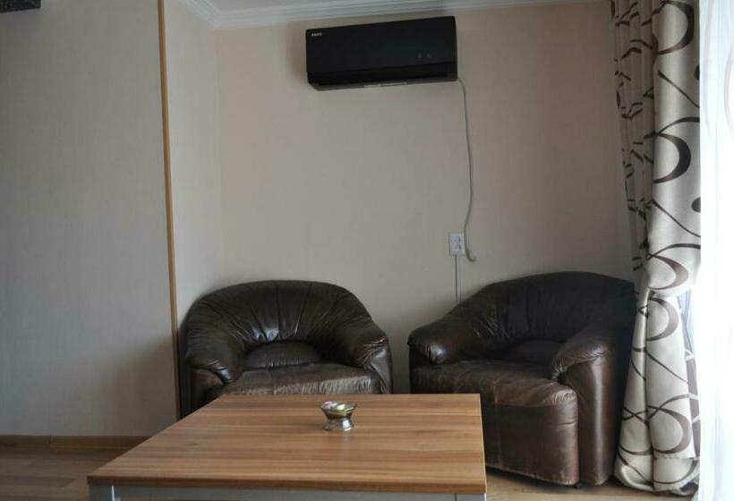 اتاق استاندارد با بالکن, Your Comfort