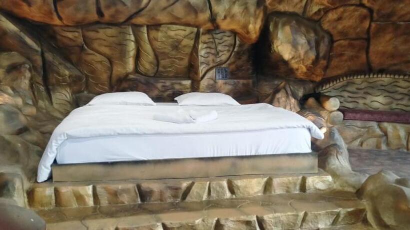 Президентский Люкс, The River Park Resort