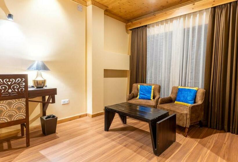 سوئیت با بالکن, Regenta Inn Gangtok By Royal Orchid Hotels Ltd