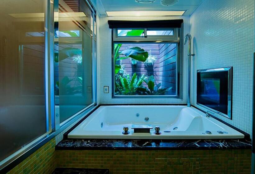 اتاق استاندارد, Lai Yin Motel