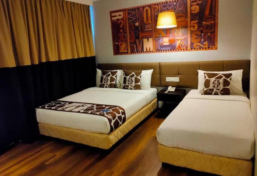 Семейный Номер Deluxe, 9 Square Hotel   Subang Jaya