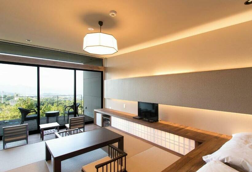 Номер Стандарт, Terrace Midoubaru