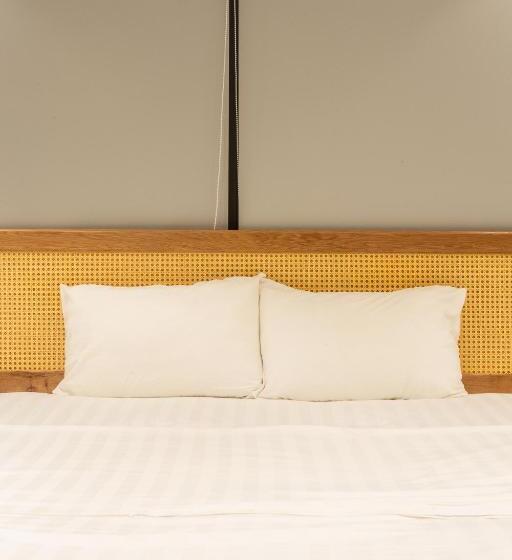 اتاق استاندارد با تخت بزرگ, Lanha Hotel   Homestay