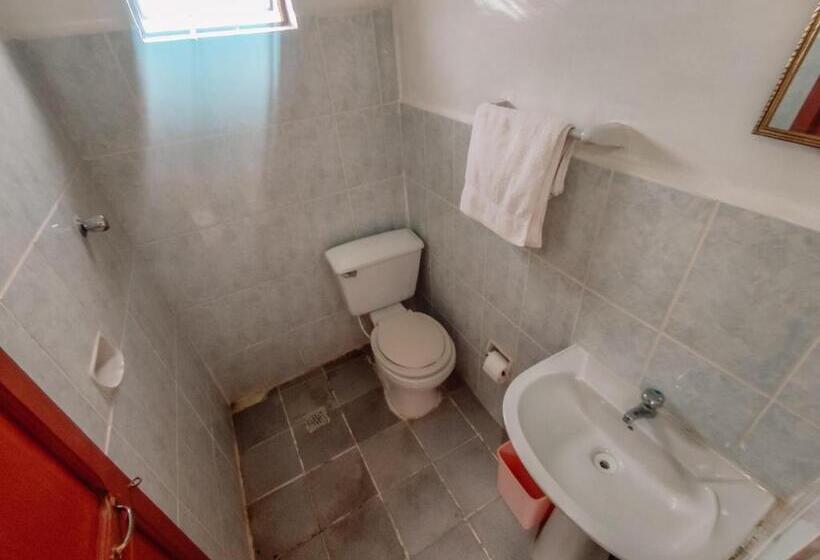 اتاق خانوادگی, Inti Wasi Lodge