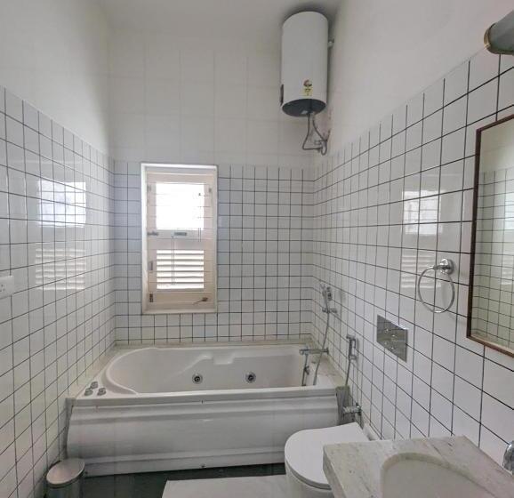 اتاق سوپریور با تخت بزرگ, Fouzdar House By Luxunlock Private Villas