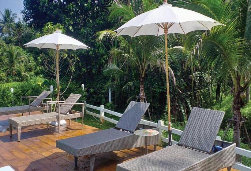 Номер Стандарт, Luancharoen Home Resort Phuket