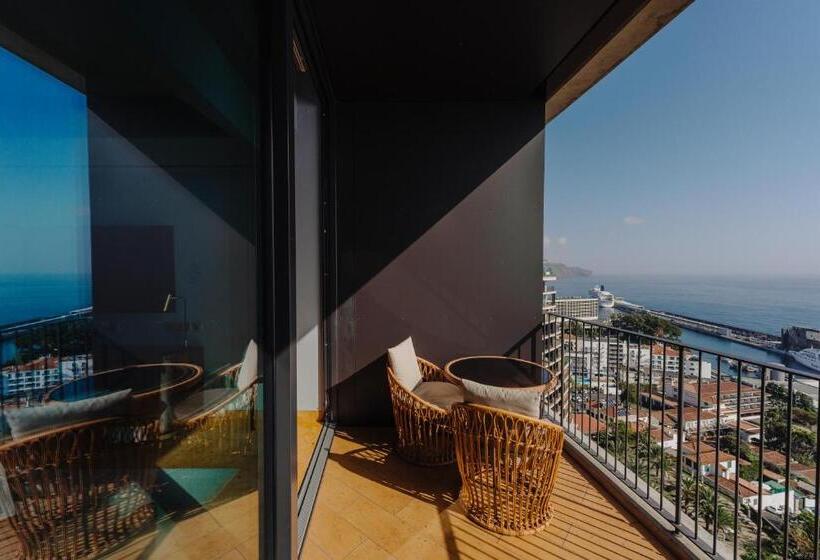 디럭스 룸, The Reserve, The Leading Hotels of The World Savoy Signature