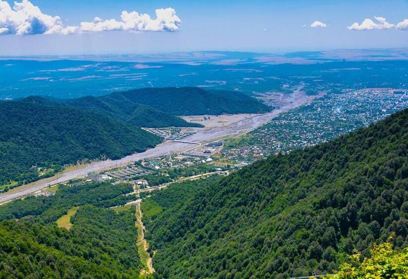 تختخواب در اتاق مشترک, Gabala Garden Hostel