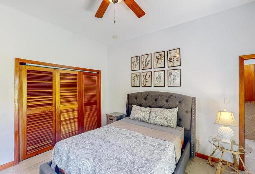 Апартаменты 2 Спальни, A1 At Blue Water Beach Villas