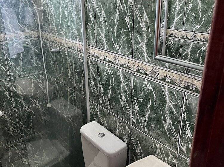 스위트, & Pousada    Luziânia