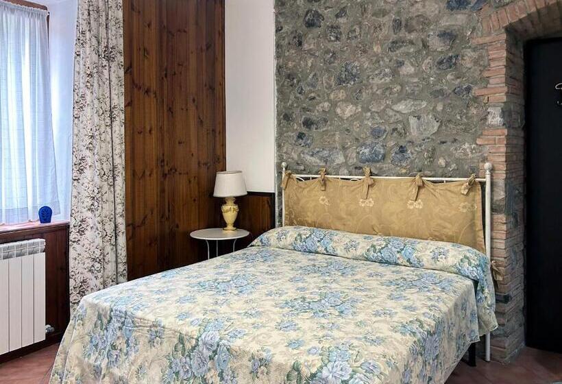 Апартаменты 1 Спальня Нижний Этаж, Barzio Village Hideaway