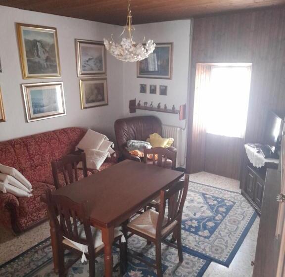 Номер Стандарт, Nonna Anita
