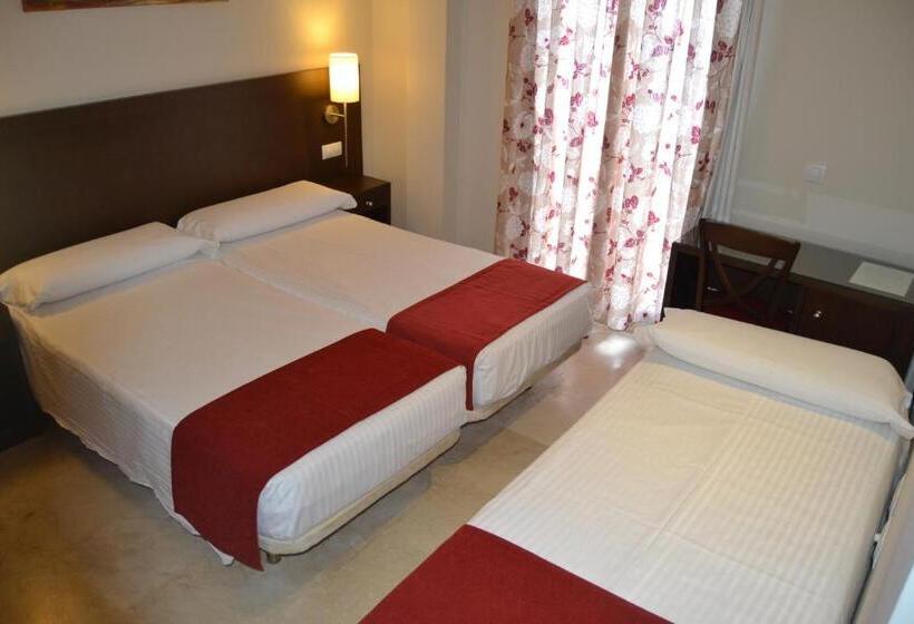 スタンダードトリプルルーム, Hostal Al Andalus
