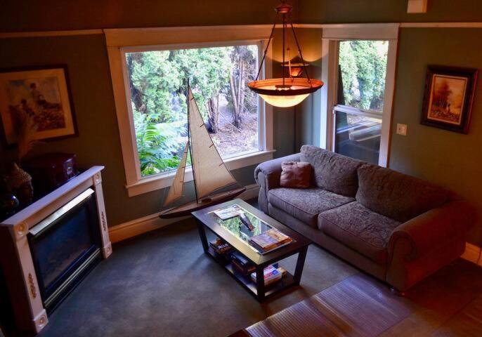 Quarto Economy, Eugene Lodge And International Hostel