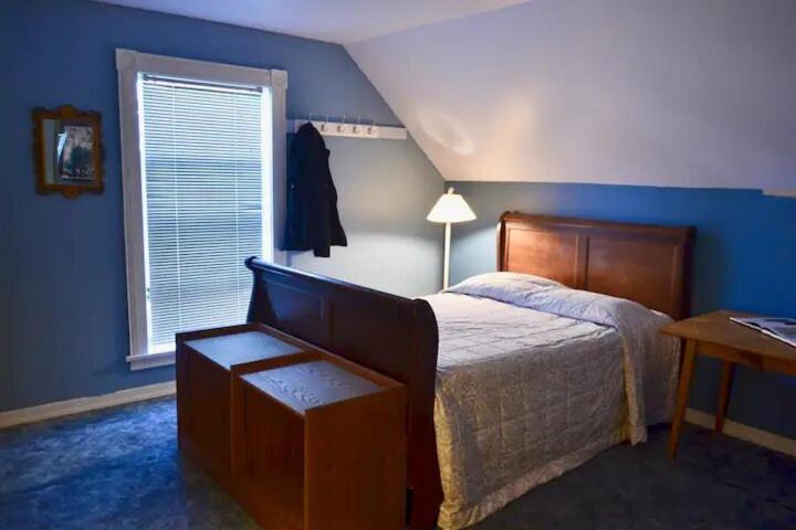 Номер Economy, Eugene Lodge And International Hostel