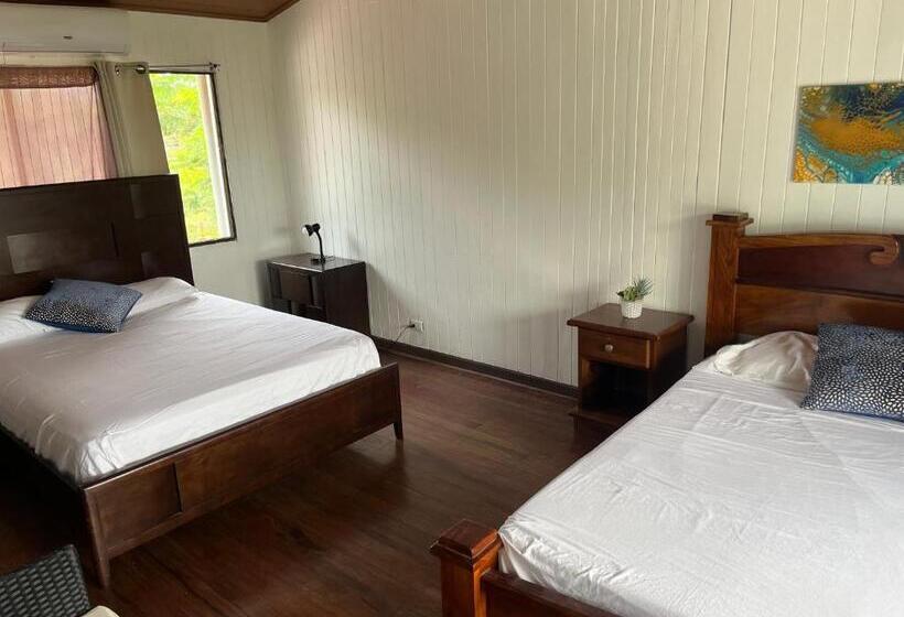 Номер Deluxe Вид на Море, Your Beachfront Bnb Paradise