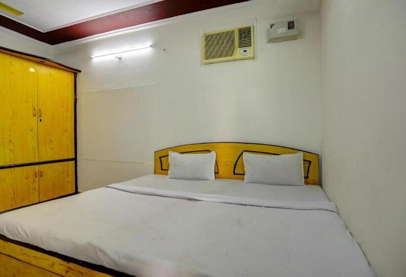 اتاق کلاسیک سه تخته, Oyo Bluebird Inn Hotel And Guest House