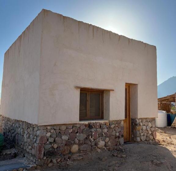 اتاق استاندارد با چشم‌انداز کوهستان, Farm’s Guest Room