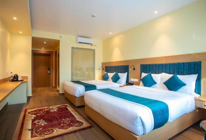اتاق سوپریور با تخت بزرگ, Bhairahawa Garden Resort