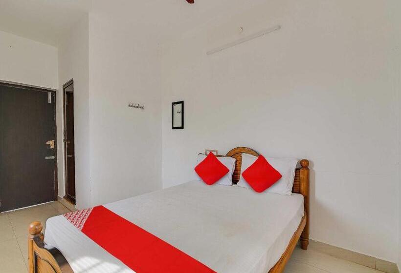 Трехместный Номер Deluxe, Oyo Flagship K V R Residency