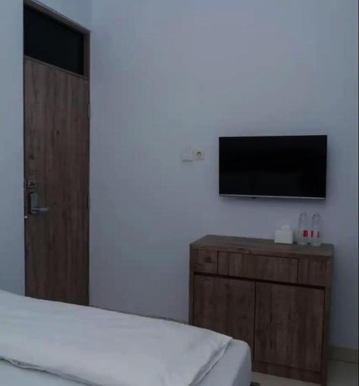 Номер Стандарт, Oyo Life 92878 Kost Padma Syariah