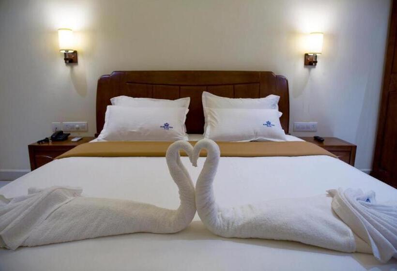 Номер Deluxe, The Grand White Palace