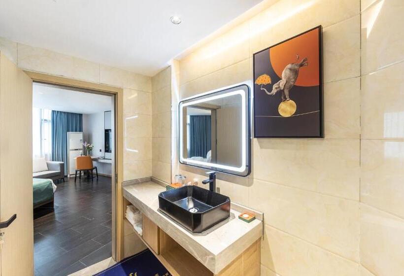 Люкс Вид на Город, Jiahua Hotel   Wanzai Ancient City