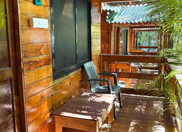 豪华房间, Traverse Luxe Hostel Palolem