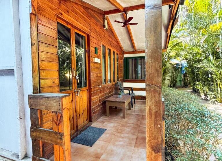 高级大房间, Traverse Luxe Hostel Palolem