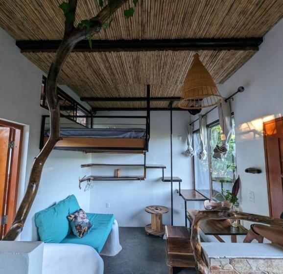 스탠다드 룸, Four Trees Jungle Lodge