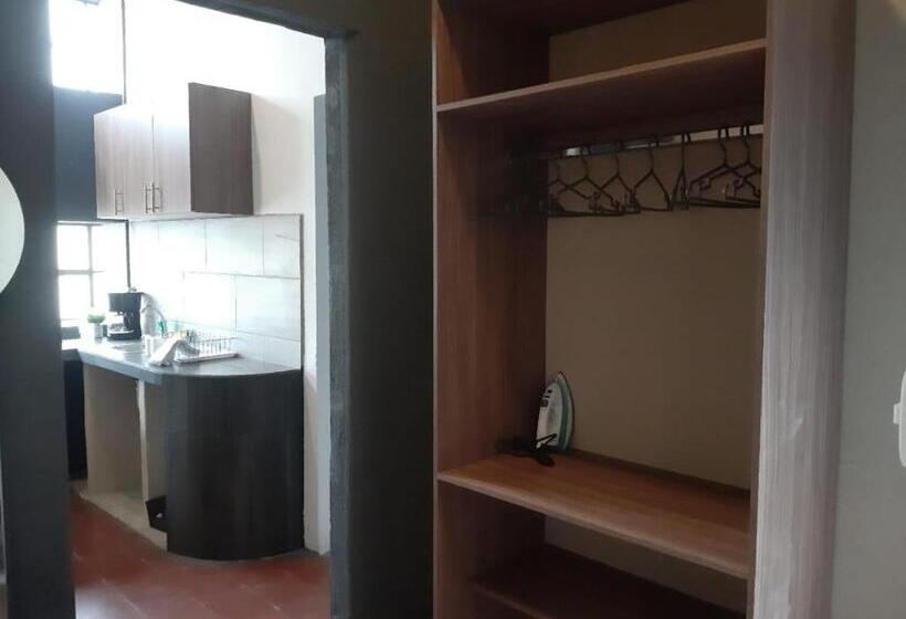 اتاق استاندارد, Hostal Amaya
