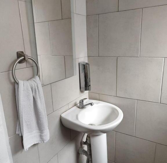 اتاق استاندارد با بالکن, Hostal Amaya