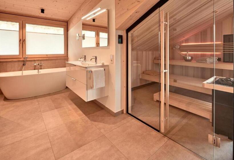 ペントハウスルーム, Staufen Chalets Am Schlossberg