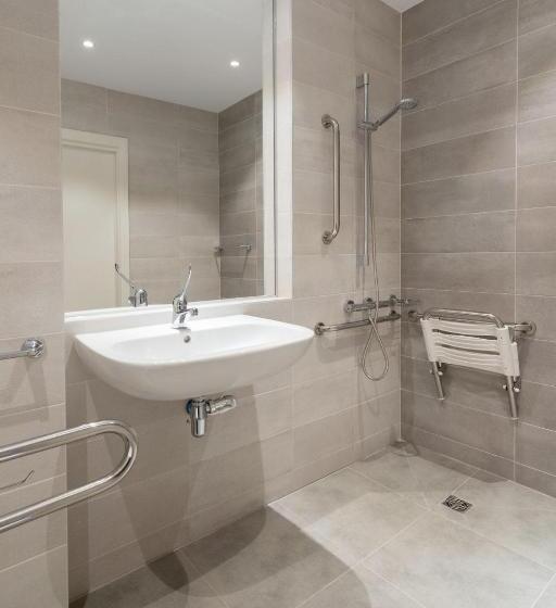Студия Стандарт, Student Experience Madrid Pozuelo   Luxury Hostel