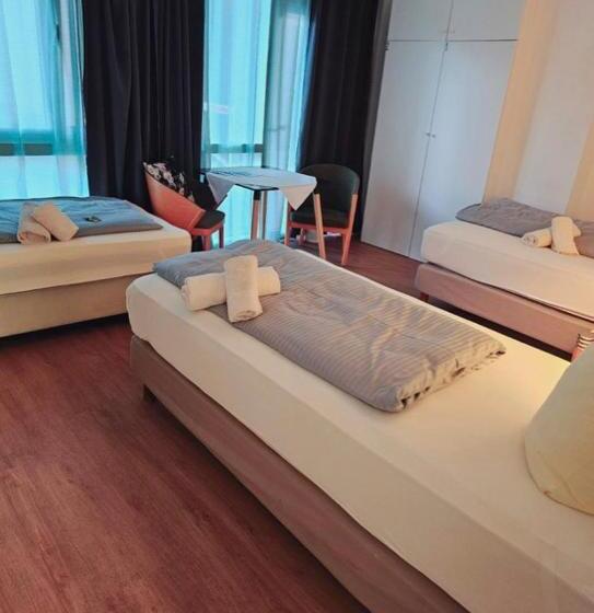 اتاق استاندارد سه نفره, Estelada Boarding Houses Berg Am Laim