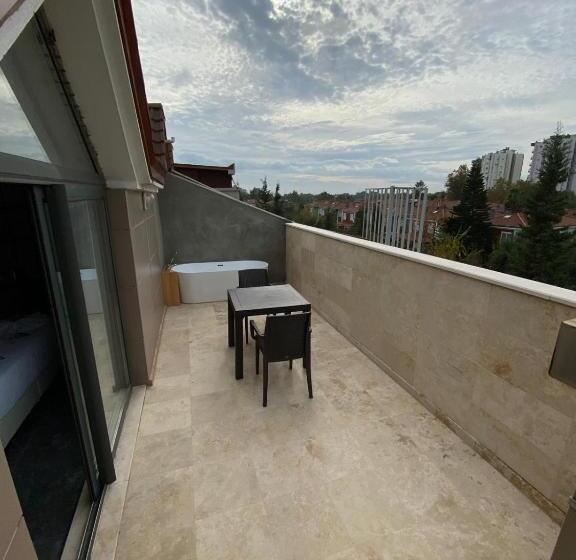 Люкс с Террасой, Iberis Hotel Lara