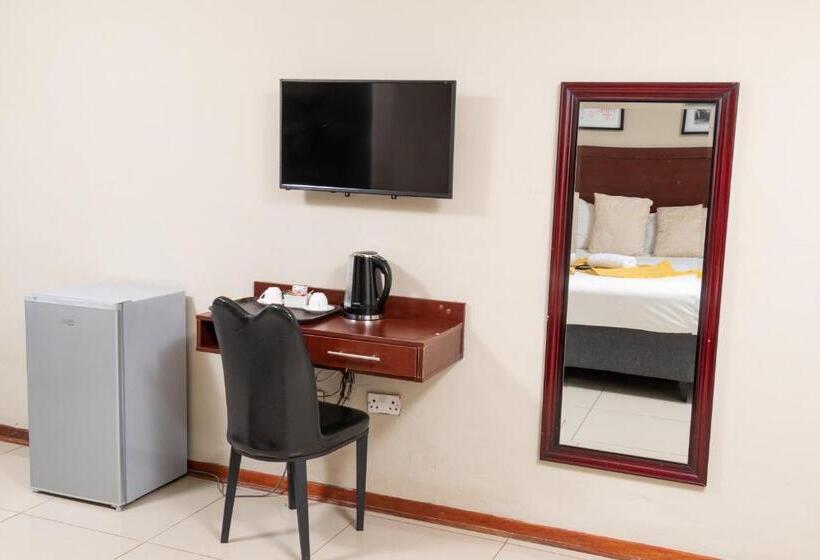 اتاق لوکس با بالکن, Milele Lodge