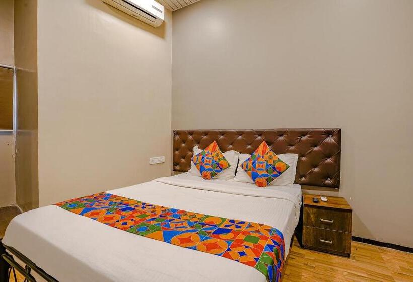 اتاق لوکس, Fabexpress Comfort Stay   Nr Mumbai International Airport