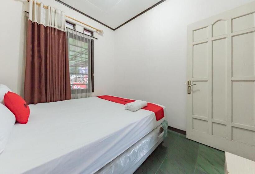 스위트, Reddoorz Near Cikole Lembang