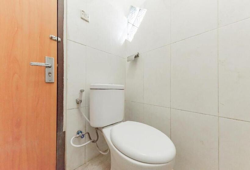 스위트, Reddoorz Near Cikole Lembang
