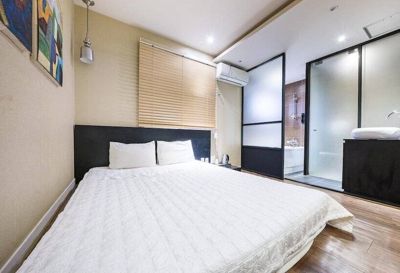 اتاق استاندارد, Mvg Motel