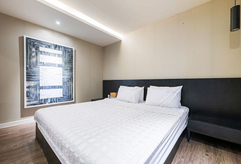 سوییت, Mvg Motel