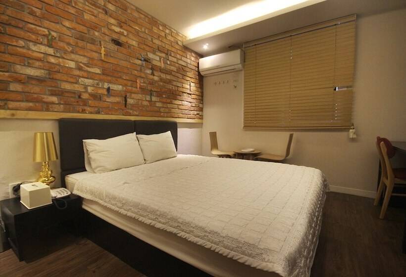 اتاق استاندارد, Mvg Motel